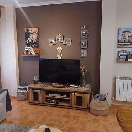 La Casa Del Gatico Apartment Lumbier Ngoại thất bức ảnh
