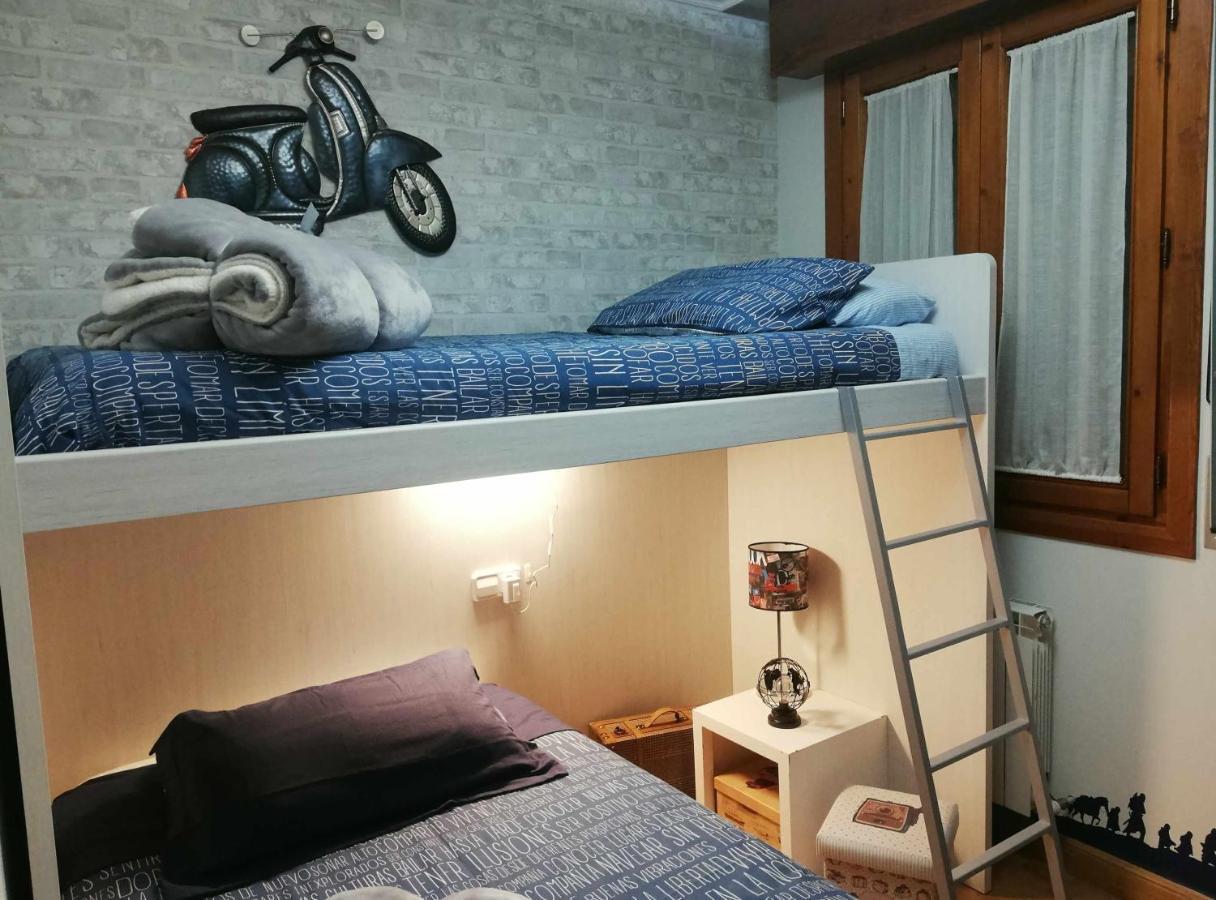 La Casa Del Gatico Apartment Lumbier Ngoại thất bức ảnh